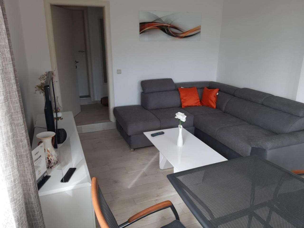 Lanelu Apartman Рогозница Екстериор снимка