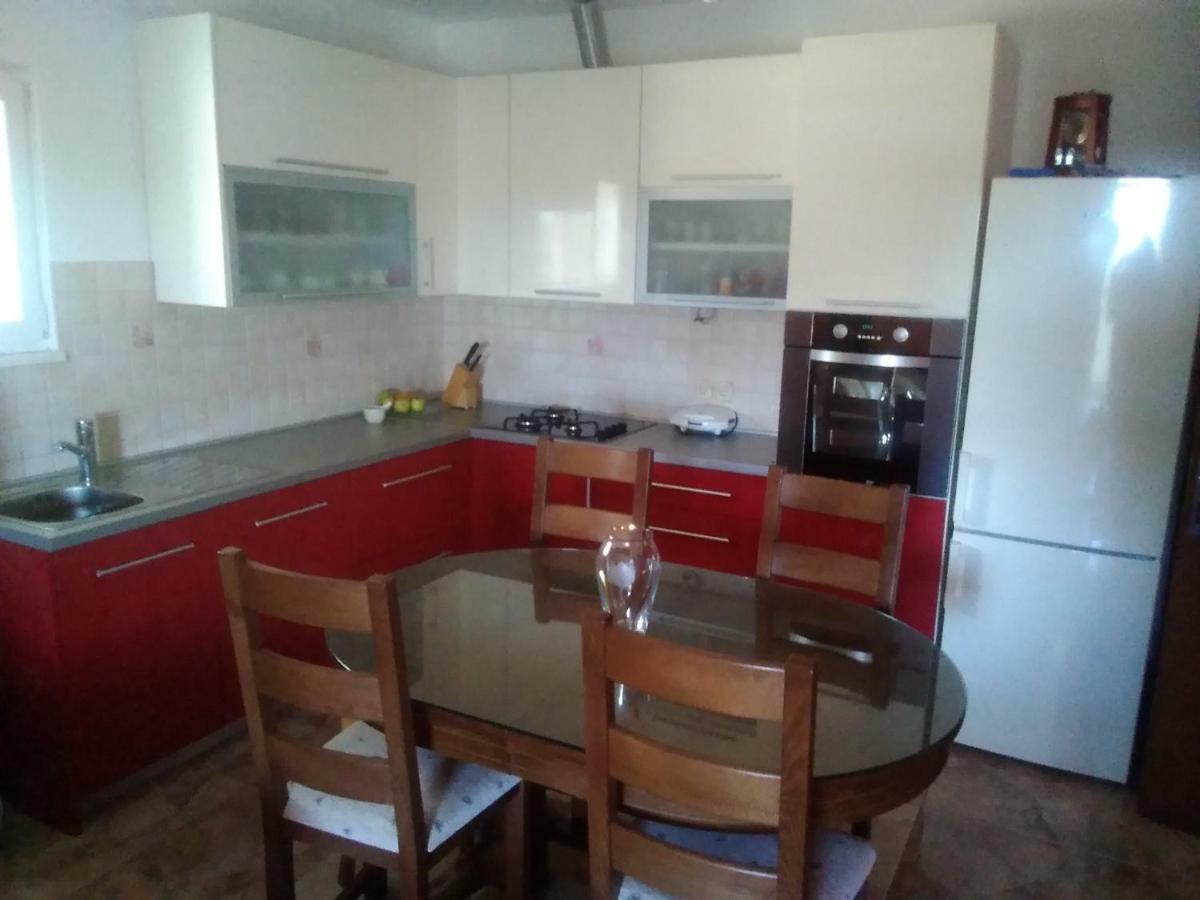 Lanelu Apartman Рогозница Екстериор снимка